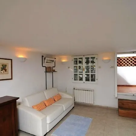 Deluxe Sirena On The With Pool * Supetar