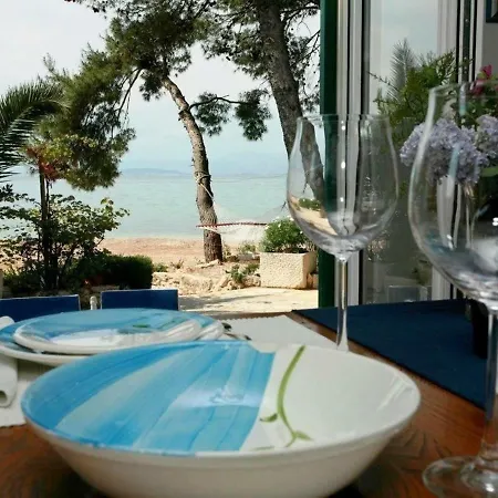 Villa Deluxe Sirena On The With Pool Supetar